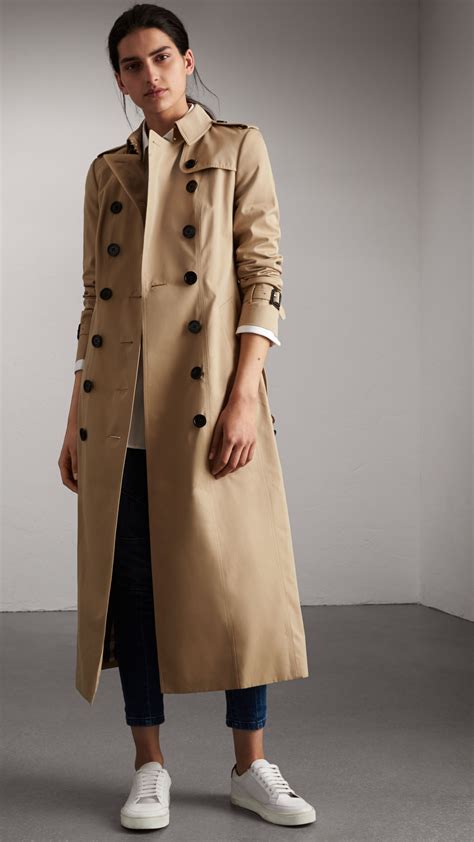 gabardine trench coat women.